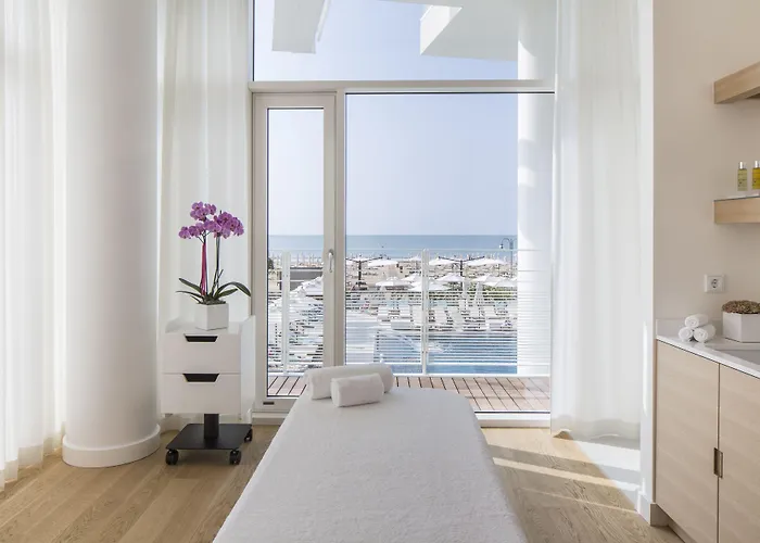 Hotel Falkensteiner & 5*