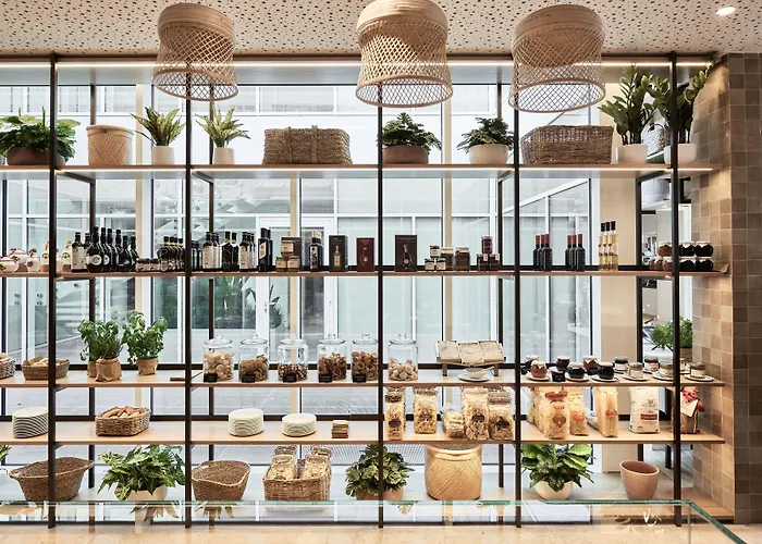 Falkensteiner & Hotel